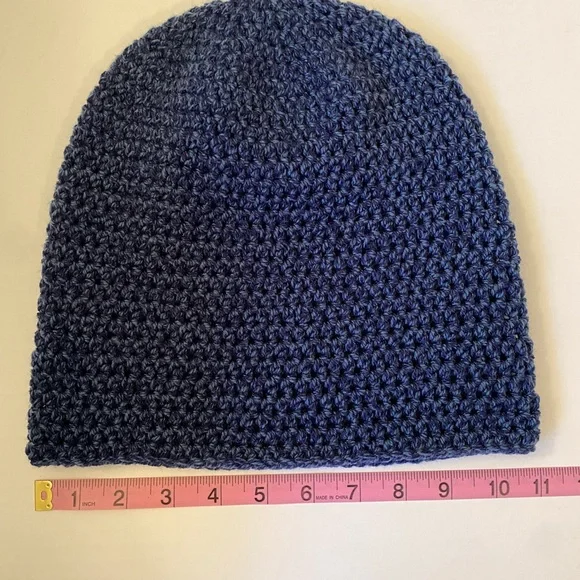 Men's Navy Blue Crochet Beanie - Picture 3 of 5